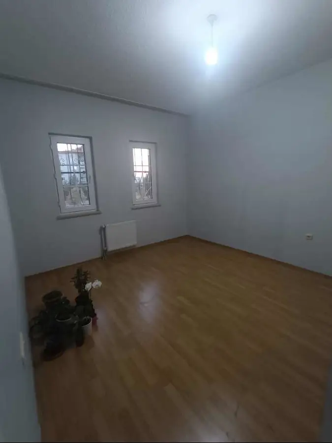 KERNEK'TE CADDE ÜZERİ KİRALIK 3+1 DAİRE