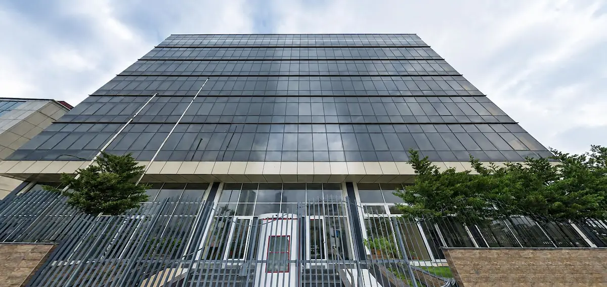 ATAŞEHİR DE 8000M2 KURUMSAL KİRACILI YATIRIMLIK PLAZA 150 AYDA AMORTİSMAN
