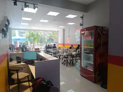 DÜNYA KAVŞAĞI DEVREN KİRALIK 100 M² FAST FOOD (SOKUMCU FAST F.)