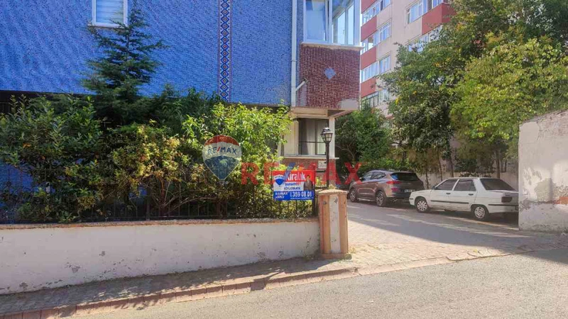 ATAKENT ÖZKONAK PARKINA KOMŞU YEŞILLIKLER IÇINDE 2+1 KIRALIK