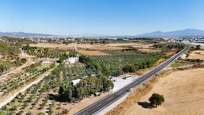 İZMİR MENDERES KÜNER KÖYÜNDE TEK TAPU SATILIK TARLA