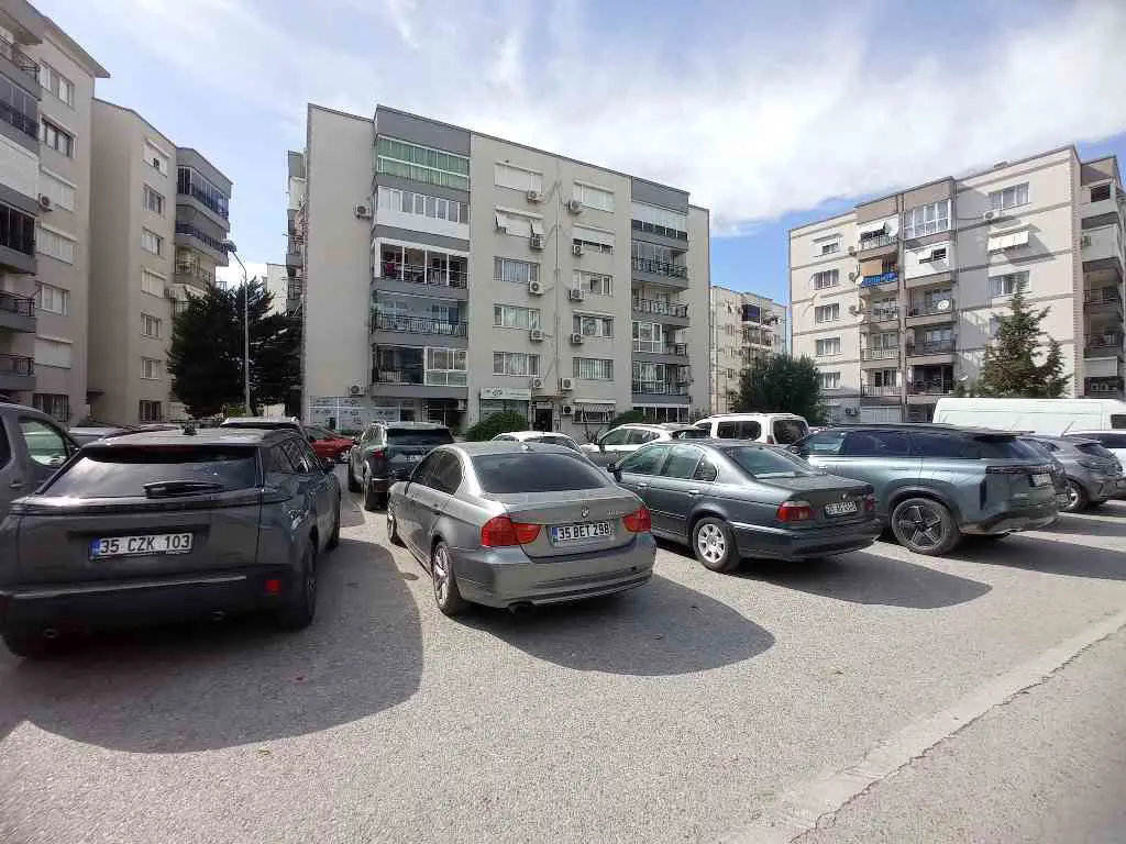 ÇİĞLİ ATAŞEHİR 3+1 SATILIK DAİRE