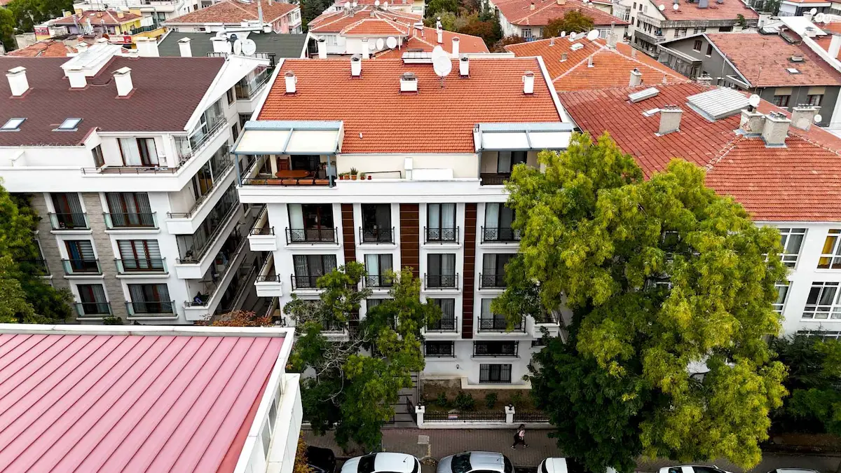 BAŞKENT ÜNIVERSITESI HASTANESI YAKINI  YENILENMIŞ SATILIK 2+1 DAIRE