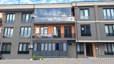 BAŞİSKELE'DE 3+1 EBEVEYN BANYOLU KİRALIK DAİRE