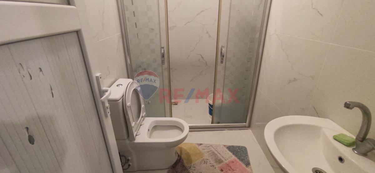 Meclis Mahallesi'nde Metro'ya 150 Metre, Fırsat Bahçe Katı