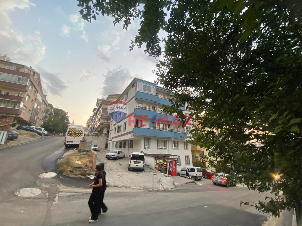 MAMAK MUTLU MAHALLESİNDE YAPILI 3+1 SATILIK DAİRE