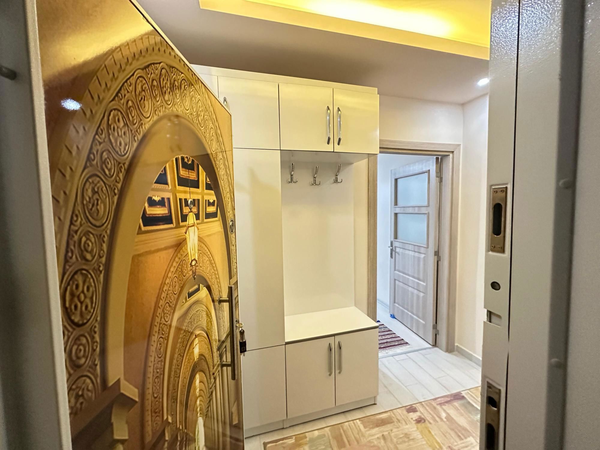 DENIZYOLUNA SIFIR, MERKEZI KONUMDA EŞYALI 2+1 