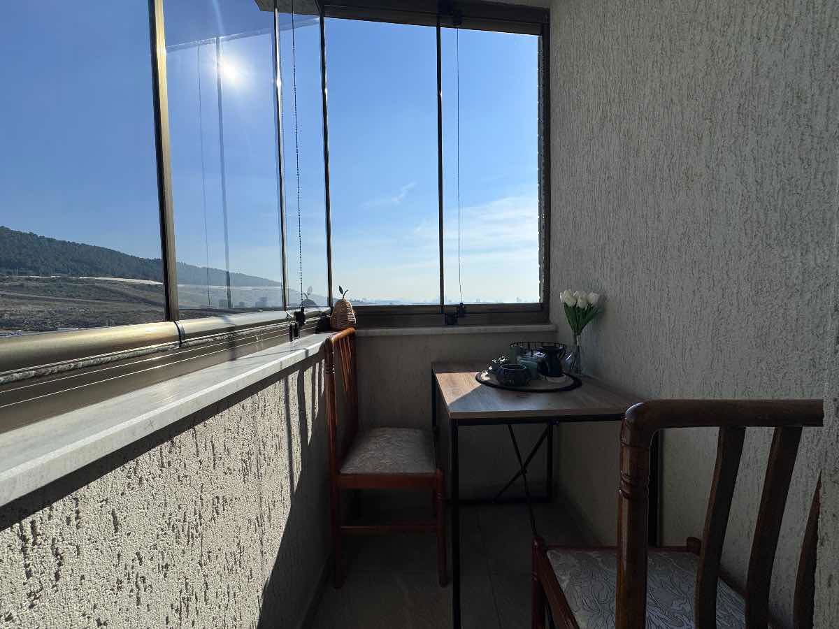 ÖNÜ KAPANMAZ MANZARA, GENÇ BİNA, GENIŞ KULLANIM ALANI…