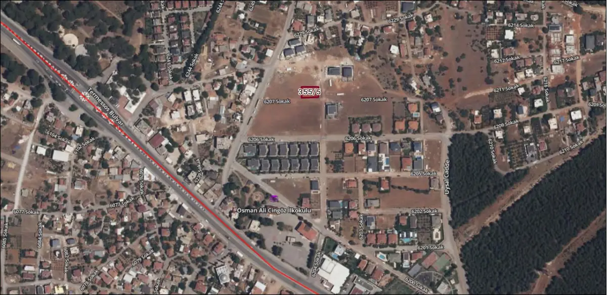 DÖŞEMEALTI YALINLI MAHALLESİ'NDE SATILIK ARSA