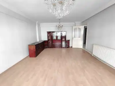 BORNOVA KÜÇÜKPARK YAKINI 3+1 SATILIK DAIRE