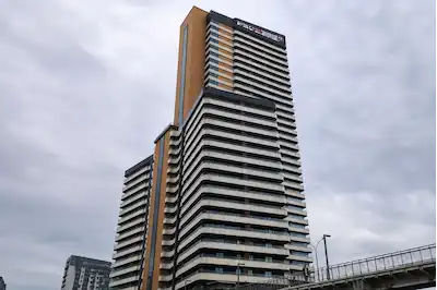 AKROS İSTANBUL’DA 12. KAT  2+1  KÖŞE BALKONLU 140 M² KİRALIK DAIRE