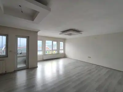 YAKACIK’TA GÜNEY-DOĞU CEPHELİ 3+1 | 120 M² NET | BOŞ, KREDİYE UYGUN SATILIK DAIRE