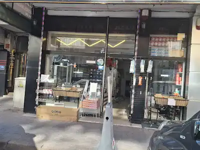 İSTASYON CADDESİNDE KURULU DÜZEN  MALZEMESİ İLE DEVREN SATILIK DÜKKAN