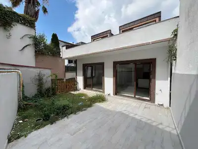 USKUMRUKÖYDE KİRALIK 4+1 VİLLA