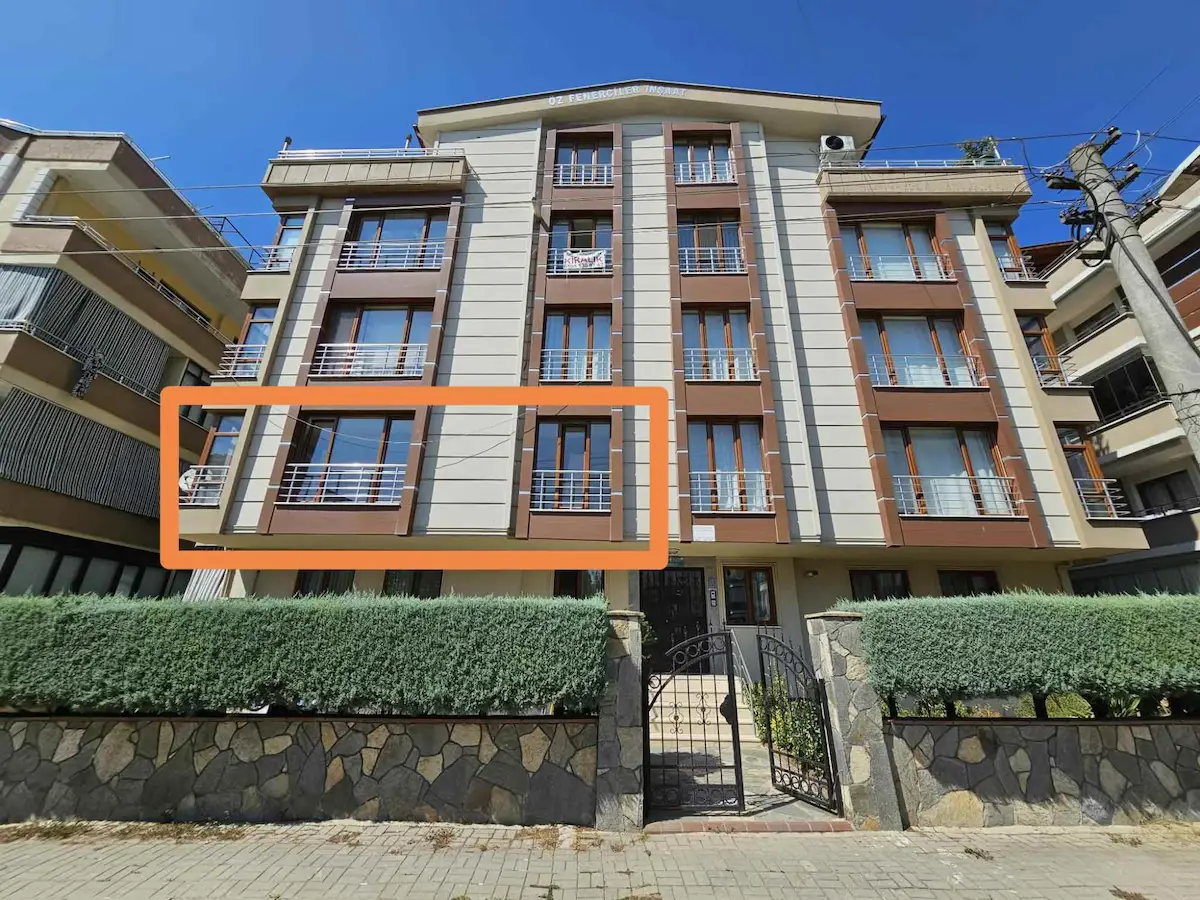 YALOVA REMAX'DAN İSMETPAŞA MAH. KİRALIK 3+1 ARA KAT DAİRE