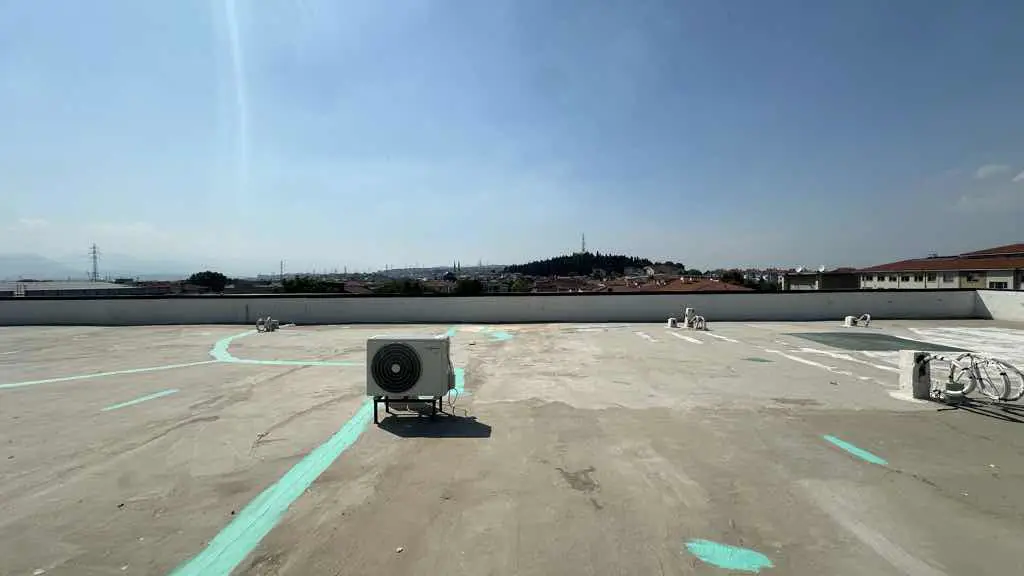 SAKARYA ERENLER 2. NOTER BÖLGESİNDE SIFIR OFİS MOBİLYALI KİRALIK OFİS