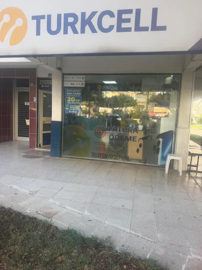 CADDE ÜZERİNDE DEVREN KİRALIK CEP TEL. SER./FATURA ÖDEME MERKEZİ