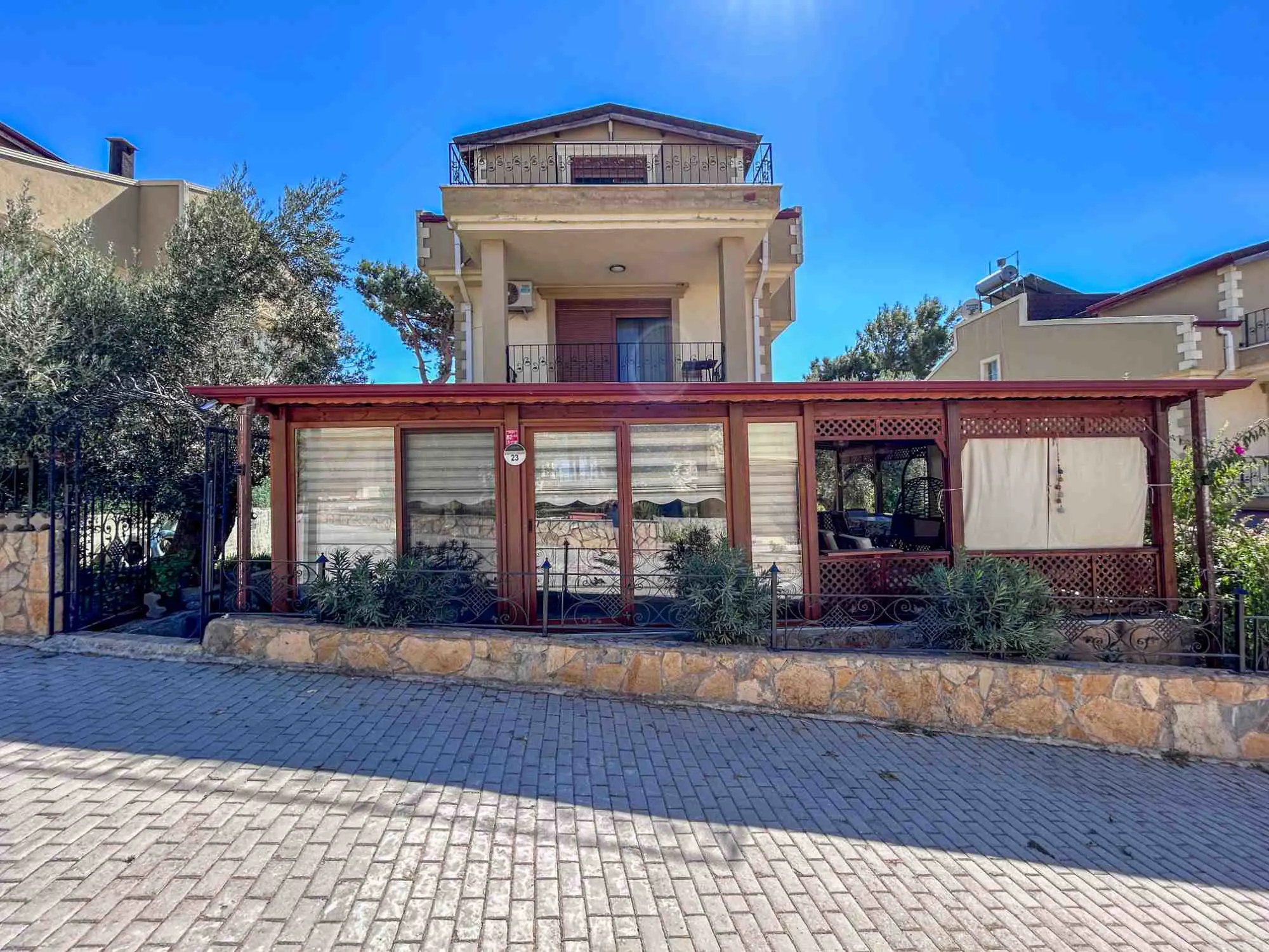 Property image 8