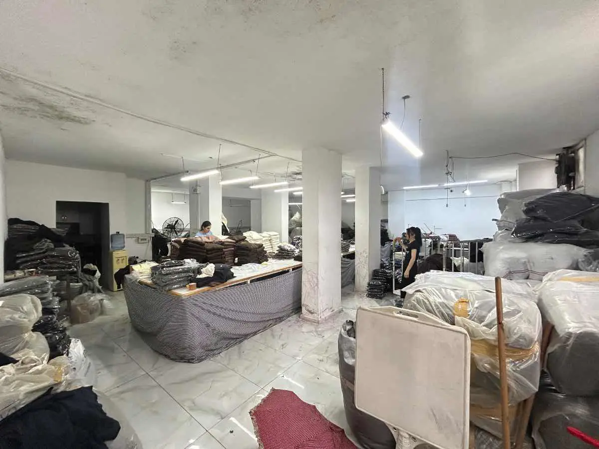 GÜNGÖREN MERKEZ MAHALLESİNDE 210M2 SATILIK KULLANIŞLI İMALATHANE