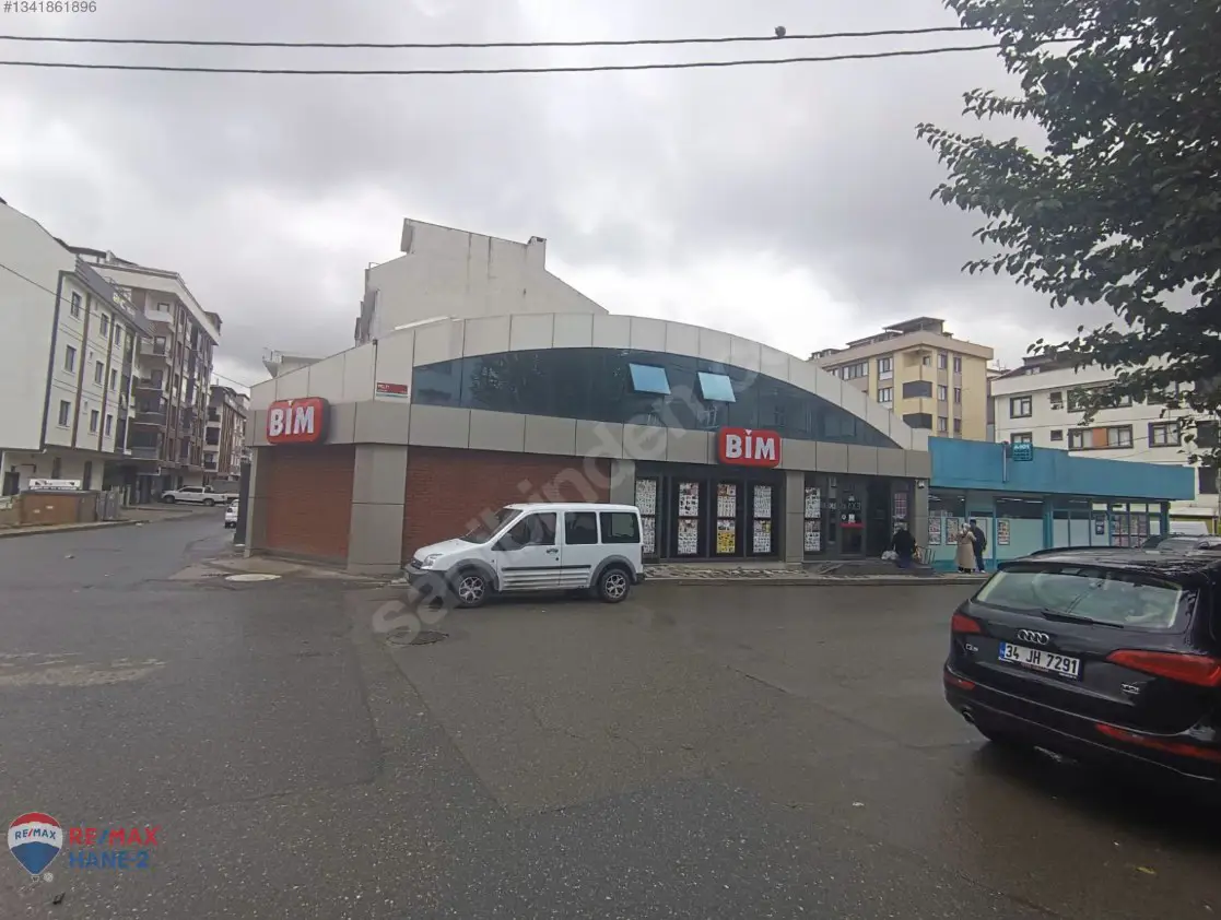SULTANBEYLI ADIL MAH. VAHDET CD. ÜZERI | 225 M²