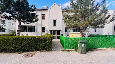 REMAX DEM'DEN KAMU LOJMANLARINDA MASRAFSIZ SATILIK 2+1 DAİRE