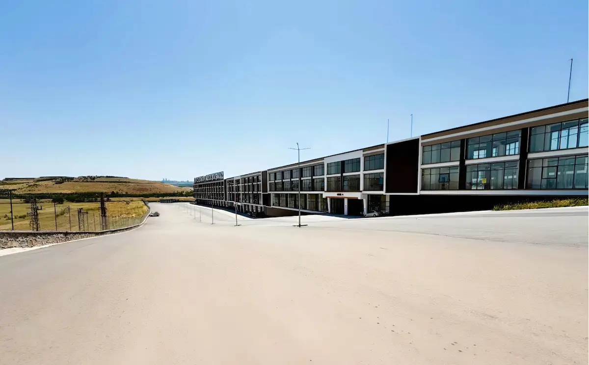 MEGA ŞAŞMAZDA ATÖLYE, OTOSERVISE UYGUN KÖŞE DÜKKAN