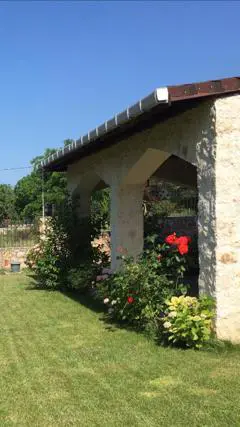 ÇATALCA YALIKÖYDE SATILIK ÖZEL YAPIM TAŞ VİLLA 