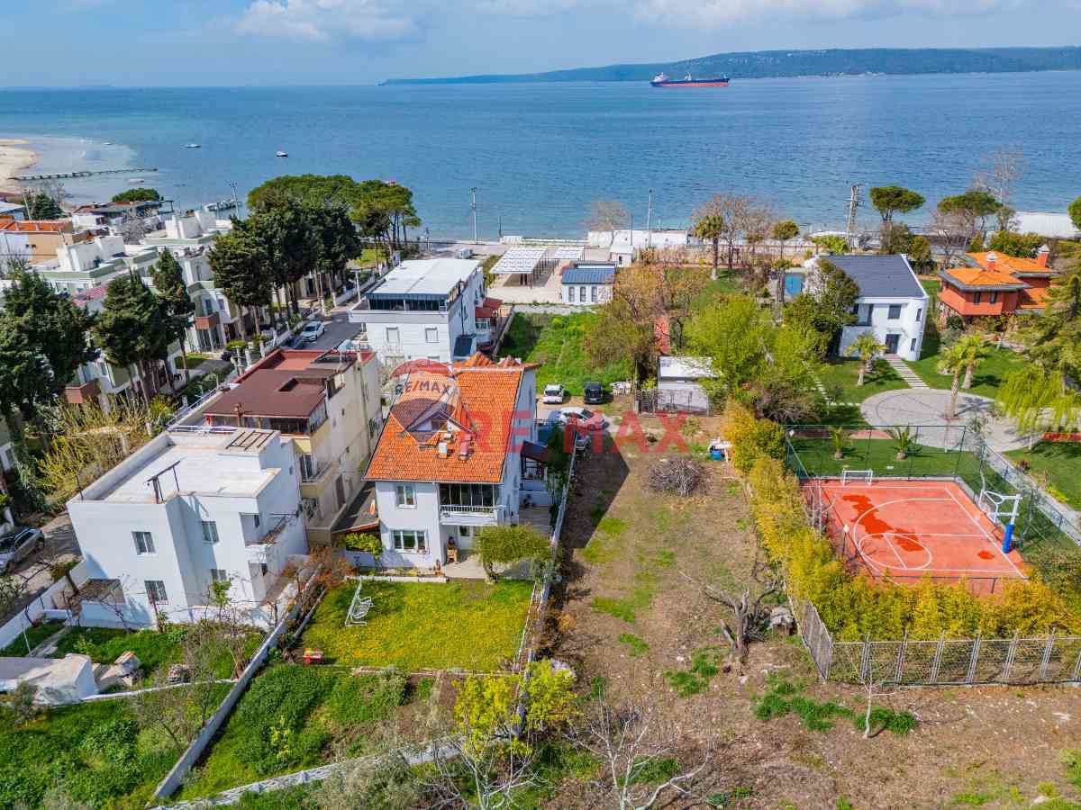 ÇANAKKALE DARDANOS' TA DENİZE YAKIN KAÇIRILMAYACAK İMARLI ARSA !!