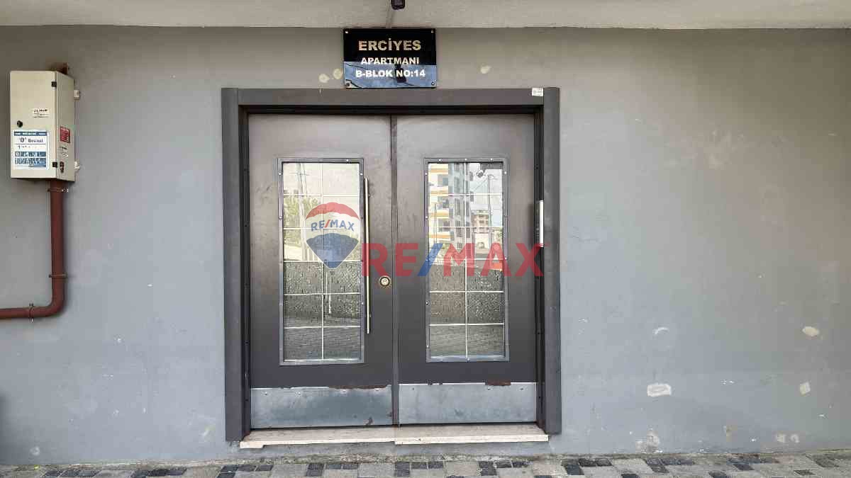 SULTANBEYLI BATTALGAZI MH. 2+1 KIRALIK DAIRE