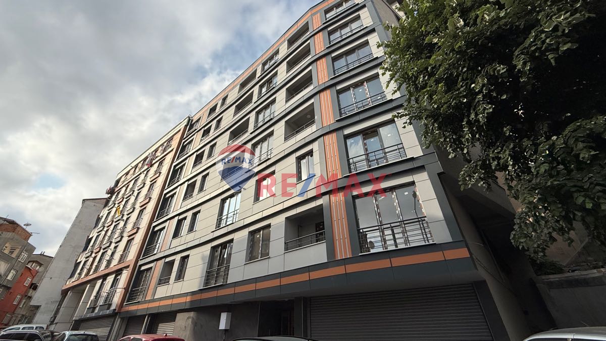 YAHYA KEMAL MAHALLESİ’NDE 2+1 OTOPARKLI SIFIR DAİRE