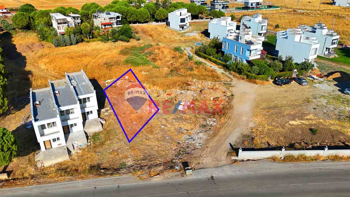 RE/MAX İNCİ'DEN GÖMEÇ KARAAĞAÇTA SATILIK VİLLA ARSASI
