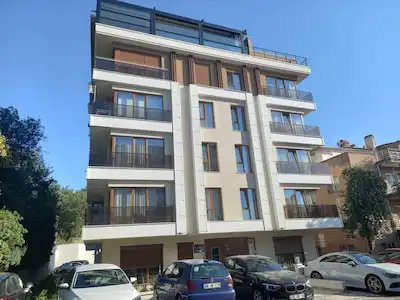 ANITKABİR'E ÇOK YAKIN, YAPILI SATILIK 2+1 DAİRE