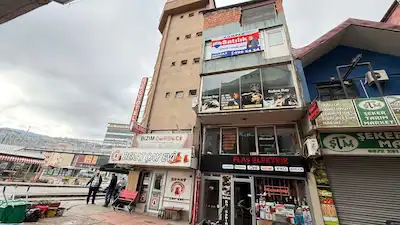 ZONGULDAKIN EN MERKEZİ LOKASYONUNDA YATIRIMLIK FIRSAT BİNA