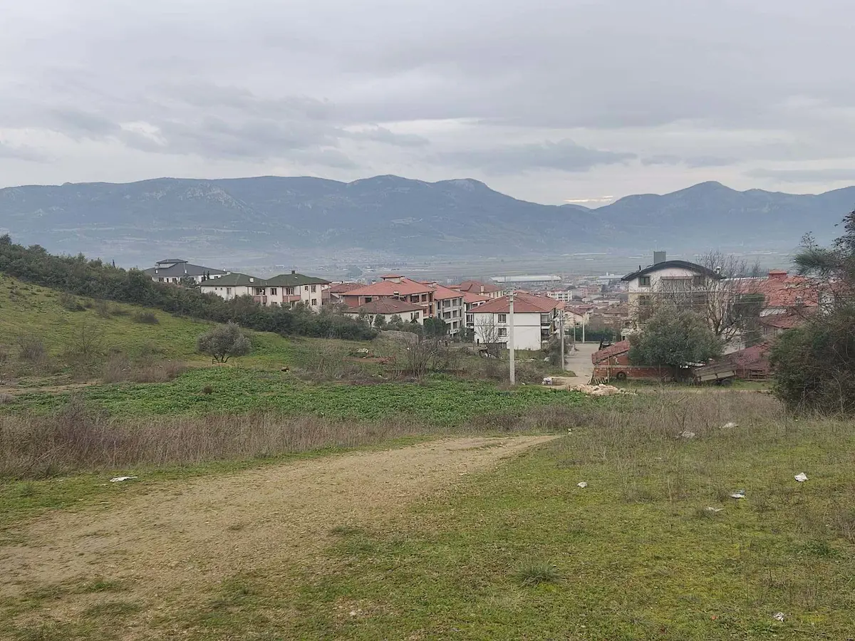 REMAX FREKANS'TAN PAMUKOVA'DA HEMEN İNŞAATA UYGUN MÜKEMMEL 