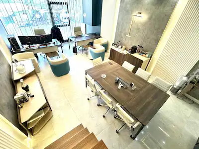 DEVREN KİRALIK OFİS - TASARIMLI, EŞYALI, KULLANIMA HAZIR 