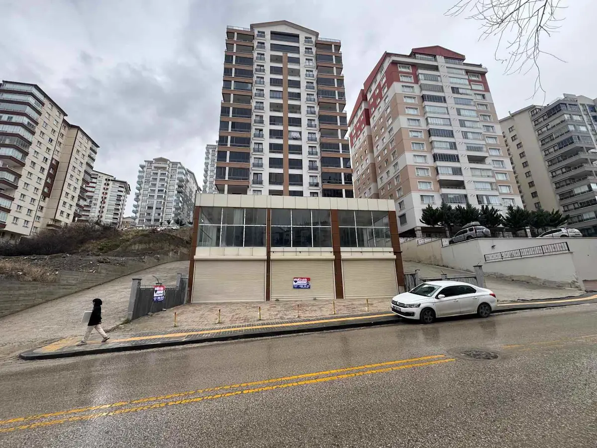 CENGİZHAN MAHALLESİ 846 CADDE ÜZERİ 450 METRE KİRALIK DÜKKAN 2