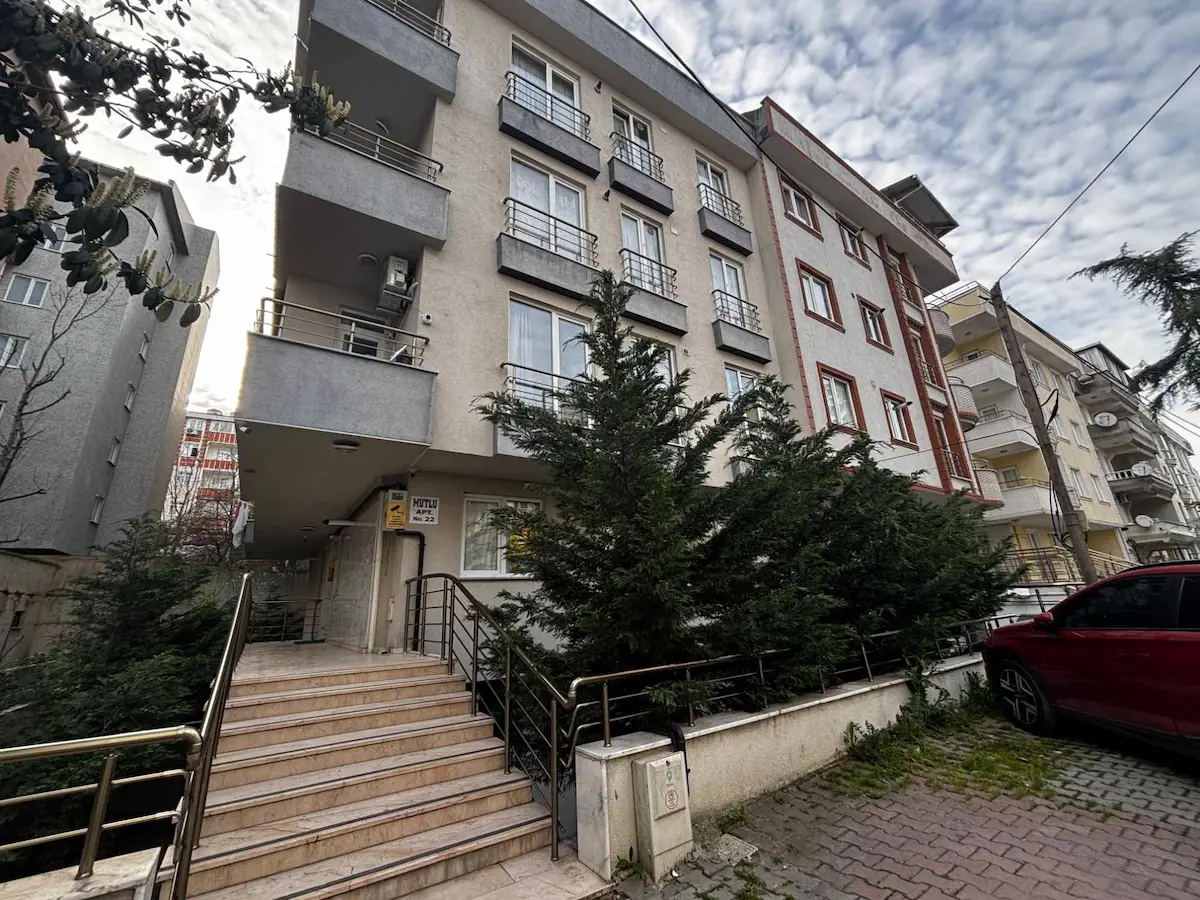 BEYLIKDÜZÜ YAKUPLU SATILIK 3+2 DUBLEKS DAIRE 2