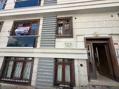 BOŞ 2+1 SATILIK ESATPAŞA BİNA YAŞI 10 ARA KAT İSKANLI KREDİYE UYGUN TEM OTOYOL KENARI