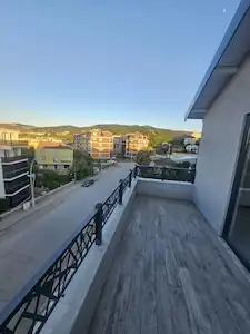 İHSANİYE MERKEZ BAHÇE KULLANIMLI 2+1 DÜZ DAİRE