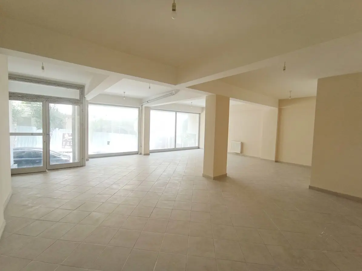 SEFAKÖY MERKEZDE 90 M2 KAÇIRILMAYACAK KİRALIK DÜKKAN FIRSATI!