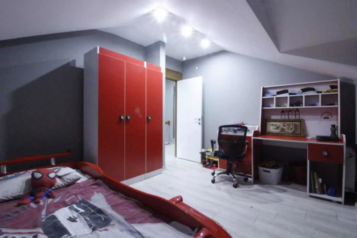 Property image 8
