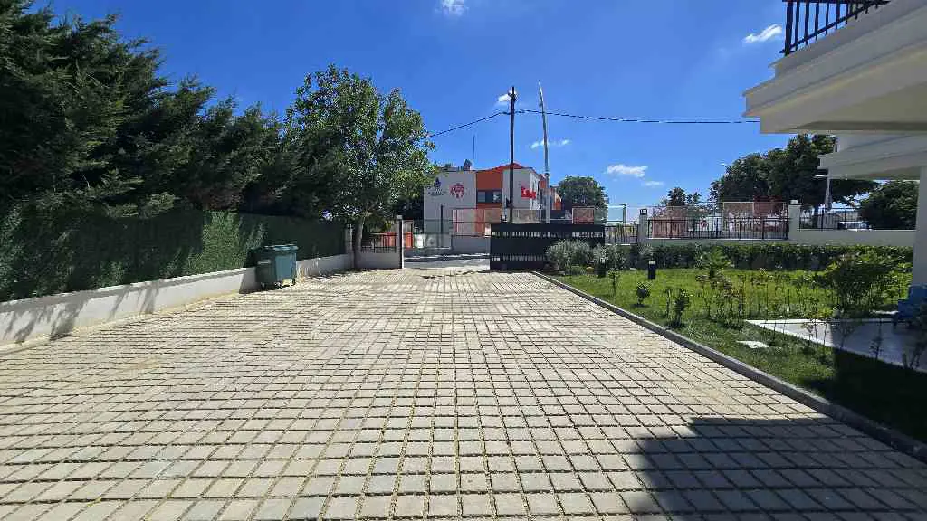 Property image 16