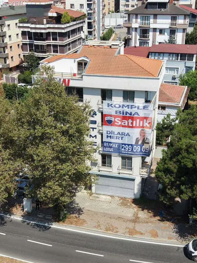 GÜZELYALI SAHİL YOLUNDA 959 M² KOMPLE SATILIK BİNA