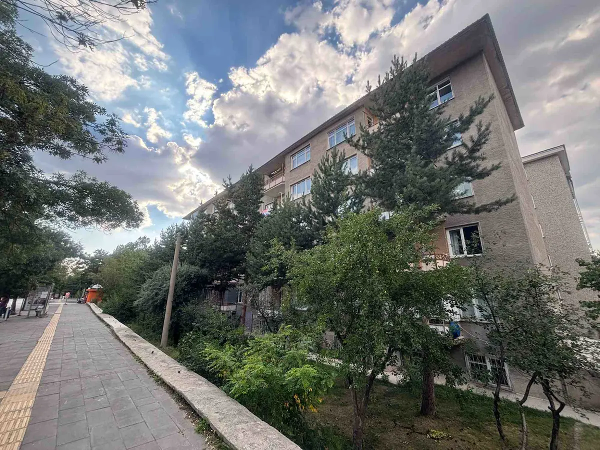 REMAX ARTIS'DEN YENIŞEHIR'DE KIRALIK 2+1 DAIRE