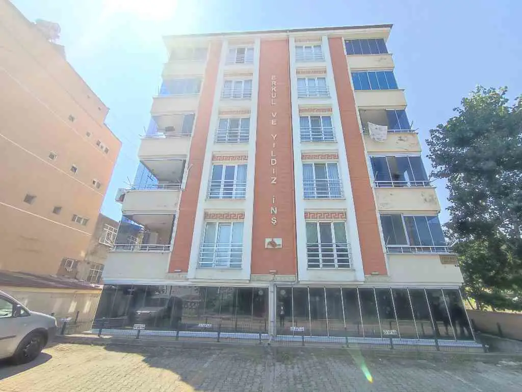 REMAX PARLA EYÜP’TEN KURTULUŞ MAH. SATILIK 2+1 DAİRE