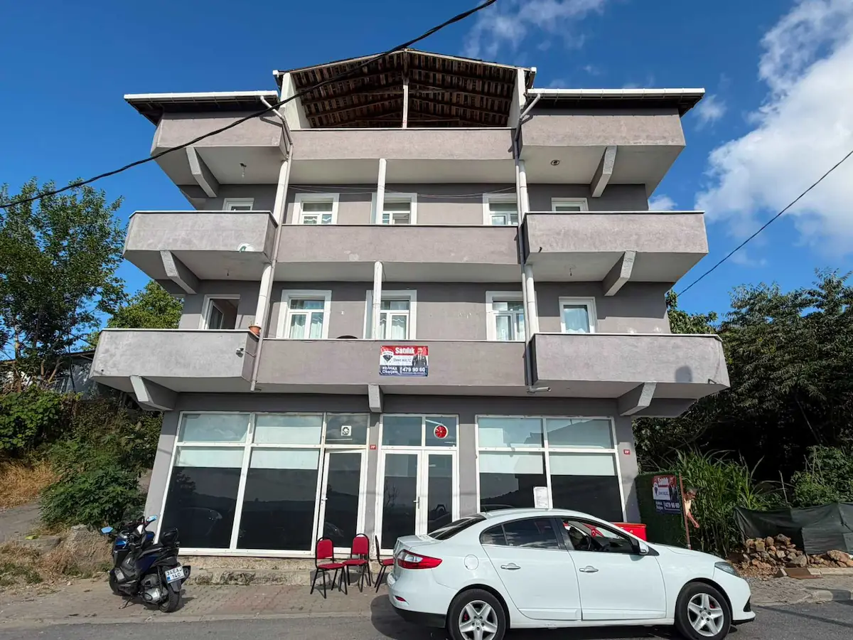 ÇAVUŞBAŞI BAKLACI MAH. 3 KATLI MÜSTAKIL SATILIK BINA