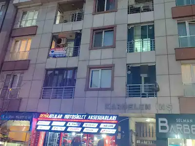ALİBEYKÖY MERKEZDE ANA CADDE ÜZERİ TEMİZ 2+1 ARA KAT DAİRE