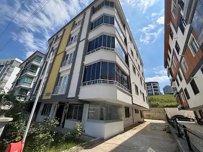 DOĞA KOLEJİ YANINDA SAKİN KONUMDA BALKONLU GENİŞ KULLANIŞLI 2+1 KİRALIK DAİRE