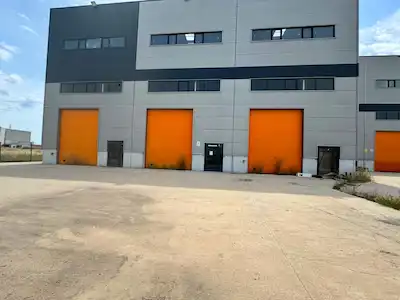 REMAX TURKUAZ ÖEB'DE 2.850M² KİRALIK FABRİKA