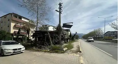 REMAX DREAMDEN KARTEPE SAPANCA YOLU ÜZERİ İŞYERİ